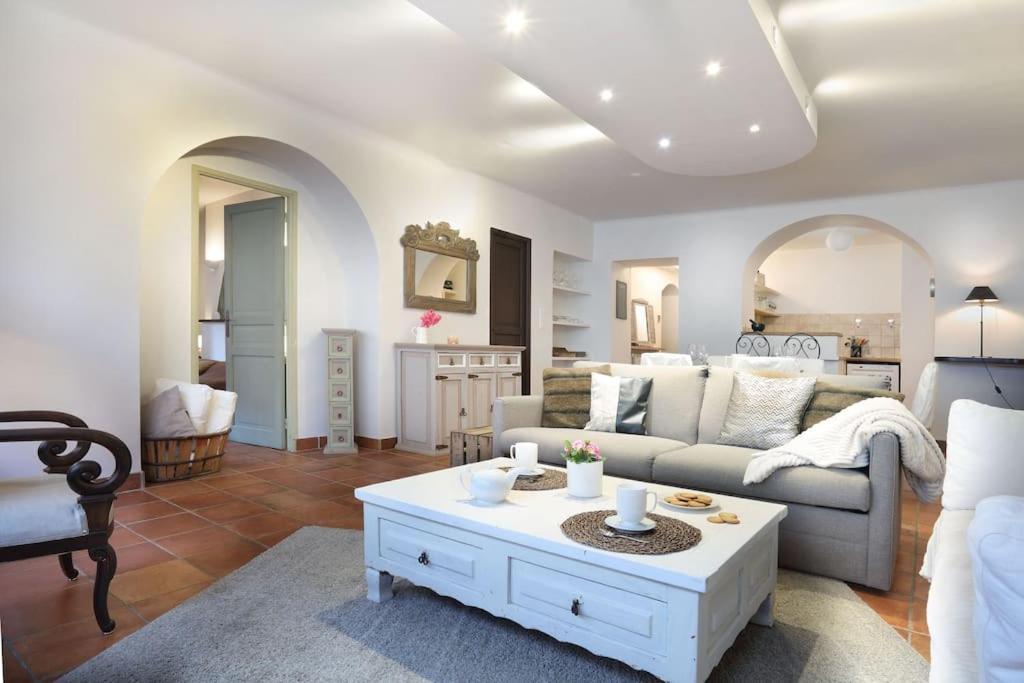 Cosy Et Spacieux Appartement Bourg-Saint-Maurice Buitenkant foto